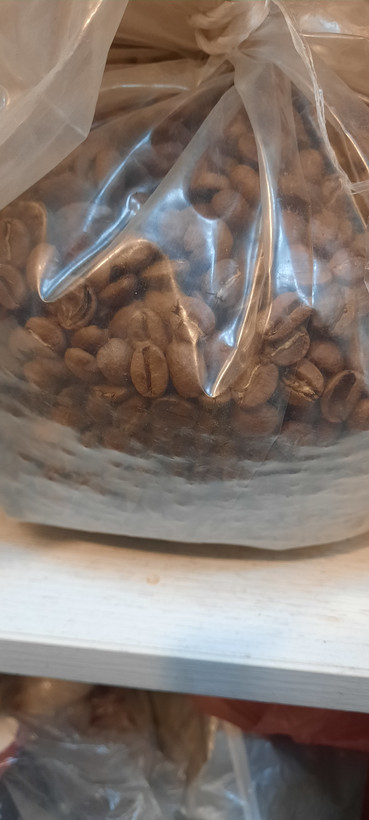دانه قهوه ربستا